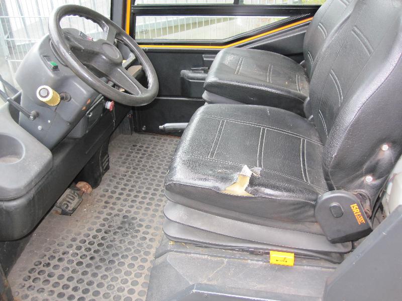 Gepflegte Flurförderfahrzeuge-4